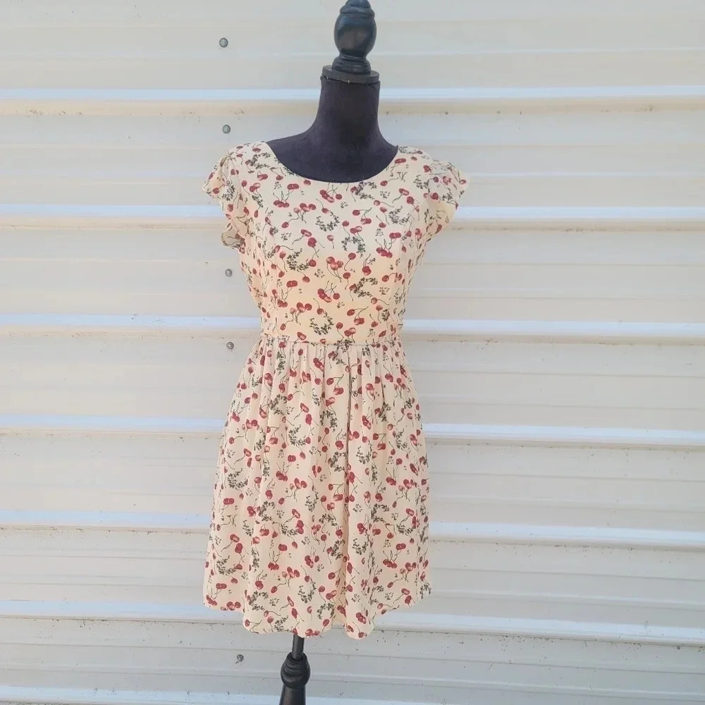 MOON Women Casual Short Sleeve Dresses Knee Length Dress Beige Red Cherry sz M
